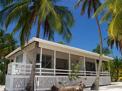 Pelican Beach Resort Dangriga Exterior photo